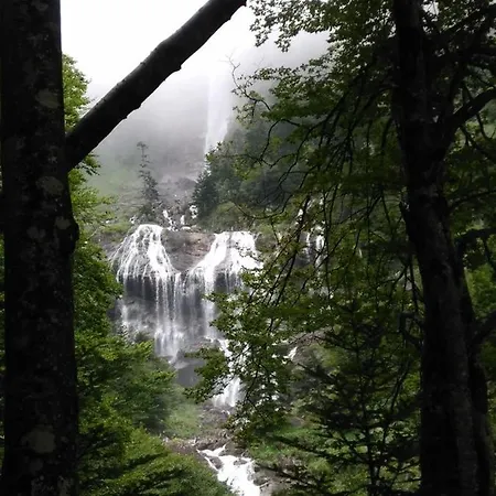 ベッド・アンド・ブレックファスト Le Patio Gironnais